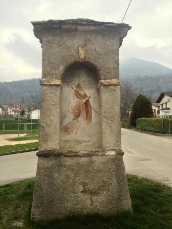 Capitel com a imagem de San Simon, em Tisoi, Itália. Foto Marco Dal Pont.